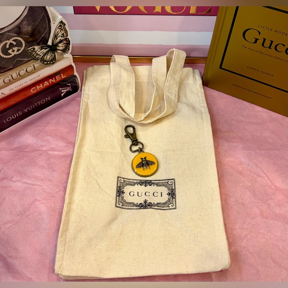 Upcycled GUCCI Yellow Logo Bee Pull Charm & Authentic 100% Cotton Gucci Bag🐝